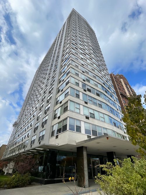 apt-25c-3900 N Lake Shore Dr, Chicago, IL, 60613-3461 | Card Image