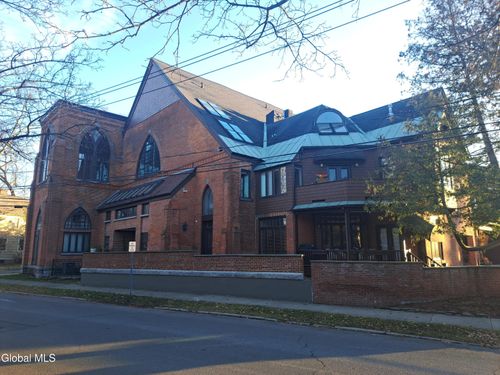 8-106 Spring St, Saratoga Springs, NY, 12866-3343 | Card Image