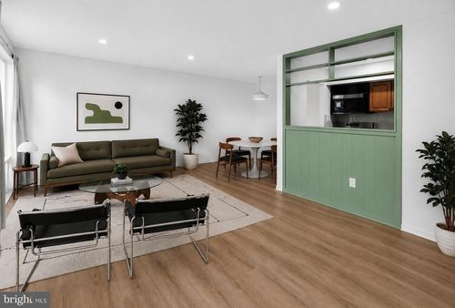 a-3-104 Birch St, FALLS CHURCH, VA, 22046-2101 | Card Image