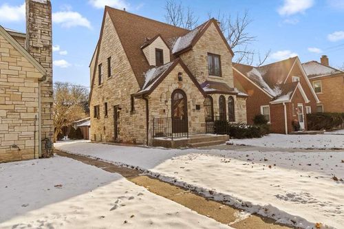 3314 N 52nd St, Milwaukee, WI, 53216-3244 | Card Image