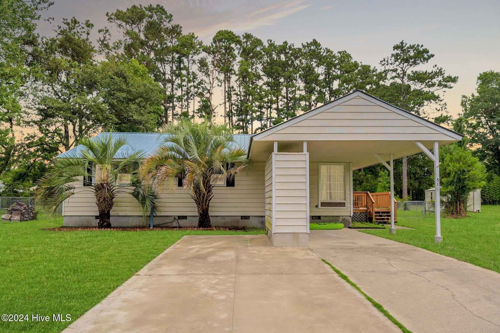 Dogwood Ln, Jacksonville, NC 28540