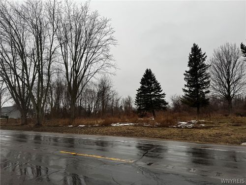 9380 Warsaw Rd, Le Roy, NY, 14482-8966 | Card Image