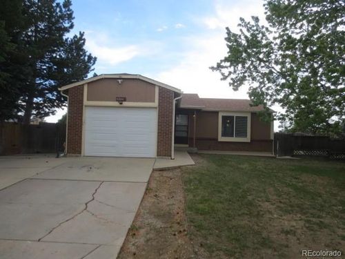 4280 S Biscay Cir, Aurora, CO, 80013-3828 | Card Image