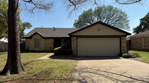 2961 Cripple Creek Trail, Grapevine, TX, 76051 | Card Image