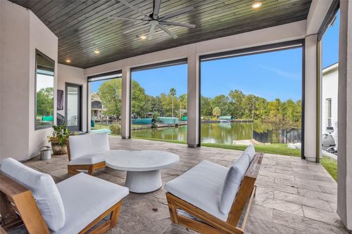 233 Blue Heron Dr, Montgomery, TX, 77316-3177 | Card Image