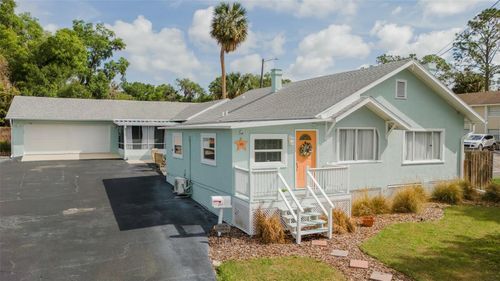 321 W Pennsylvania Ave, Deland, FL, 32720-3334 | Card Image