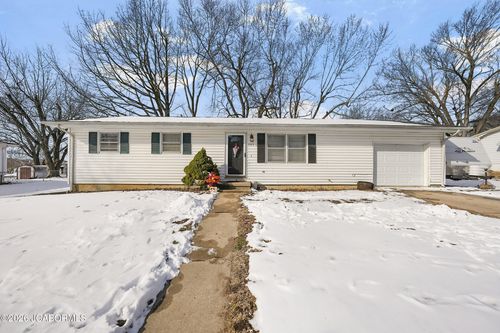 705 S Cooper St, CALIFORNIA, MO, 65018-1233 | Card Image