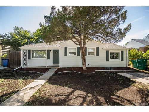 1965 Joliet St, Aurora, CO, 80010 | Card Image
