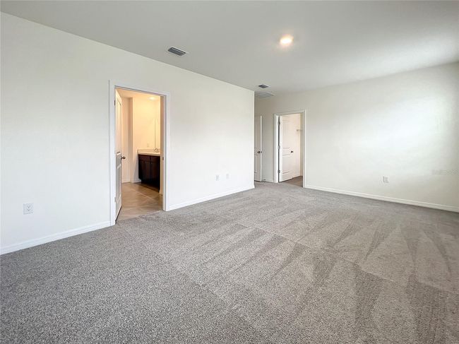 10556 Penny Gale Loop, House other with 5 bedrooms, 4 bathrooms and null parking in SAN ANTONIO FL | Image 31