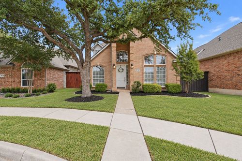 8716 Falls Rd, Irving, TX, 75063-4236 | Card Image