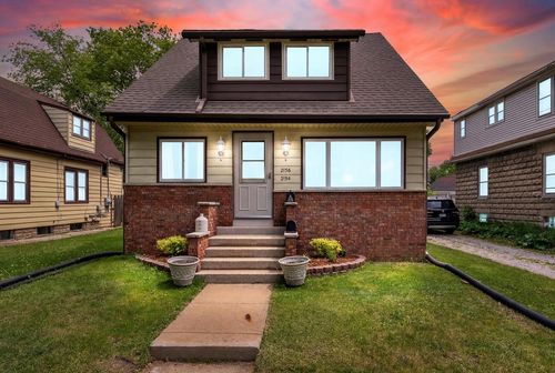 2154 S 69th Street, WEST ALLIS, WI, 53219 | Card Image