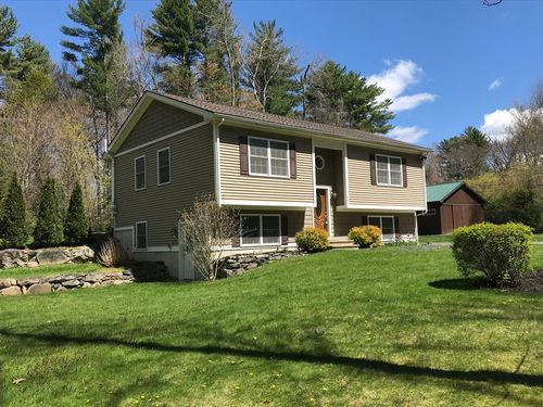 631 Warren Wright Rd, Belchertown, MA, 01007-9744 | Card Image