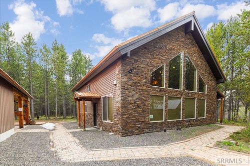 4170 N Big Springs Loop Rd, Island Park, ID, 83429-5052 | Card Image