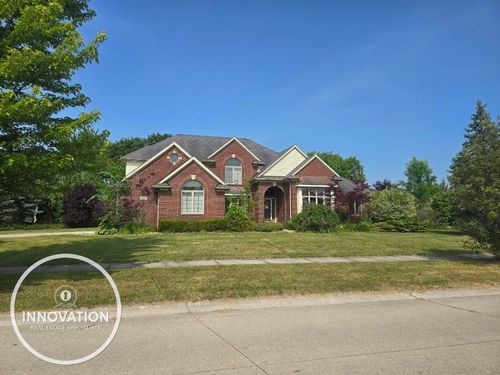 53195 Joann Marie Dr, Chesterfield, MI, 48047-2747 | Card Image