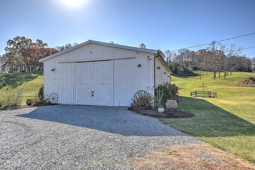 931 Providence Rd, Limestone, TN, 37681-2131 | Card Image