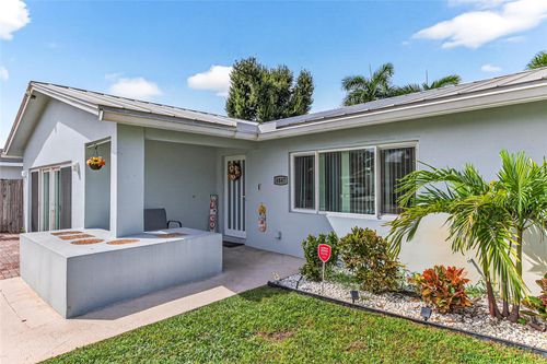 6847 Nw 27th Way, Fort Lauderdale, FL, 33309-1356 | Card Image