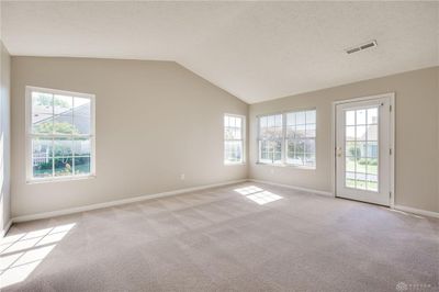 310 Trails Way, Condo with 2 bedrooms, 2 bathrooms and null parking in Miamisburg OH | Image 3