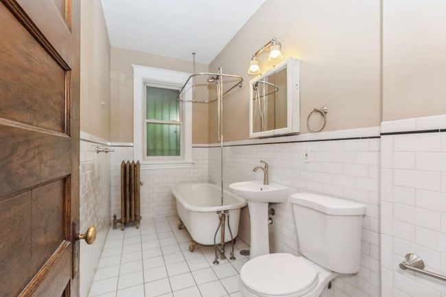 14_304MarshallAveapt5_2027_Large.jpg | Image 12