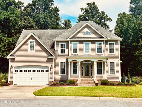 2203 Franklin Dr, Winterville, NC, 28590-8100 | Card Image