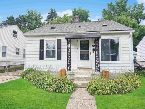 921 Donald Ave, Royal Oak, MI, 48073-2053 | Card Image