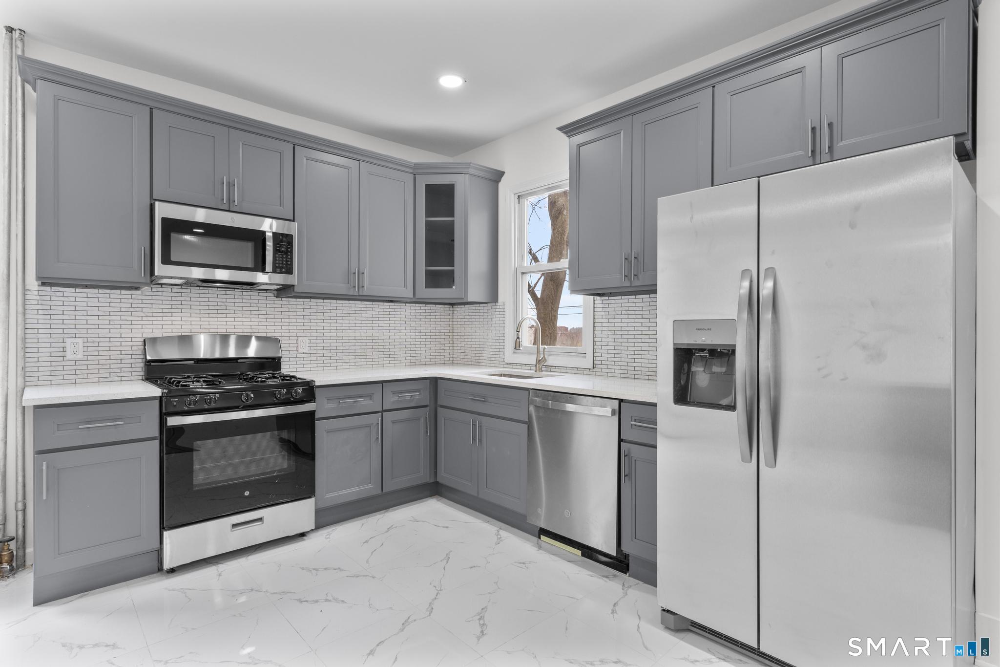 Residential Lease in Waterbury 4