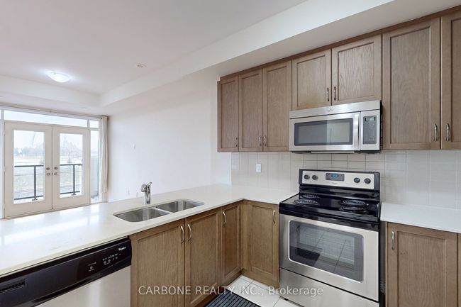 10 - 9621 Jane St, Condo with 2 bedrooms, 2 bathrooms and 1 parking in Vaughan ON | Image 12
