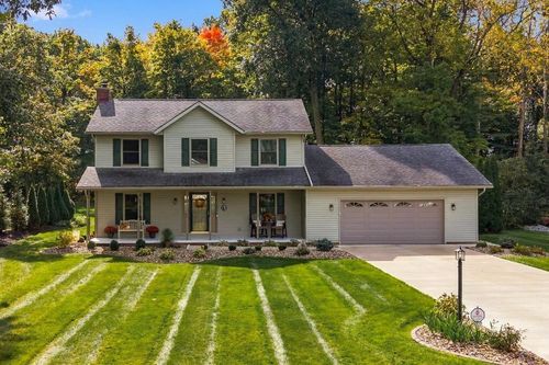 1127 Fox Run Dr., Ashland, OH, 44805 | Card Image