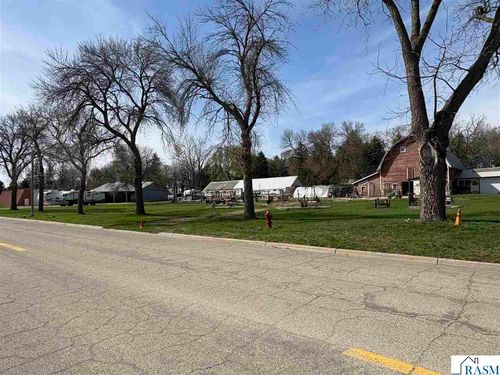 609 W Main Street, Madelia, MN, 56062 | Card Image