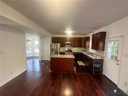 11465 Abbots Cross Ln, Glen Allen, VA, 23059-1102 | Card Image