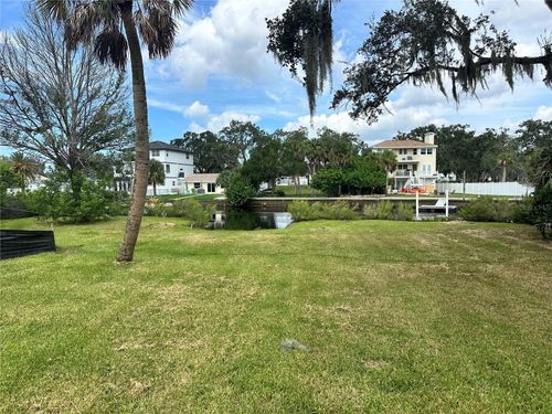 5649 Tidalwave Dr, NEW PORT RICHEY, FL, 34652-3821 | Card Image