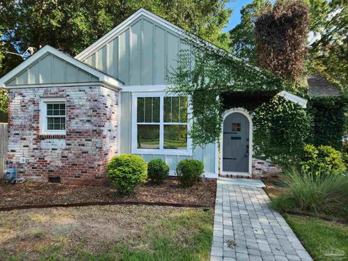2001 E Maxwell St, Pensacola, FL, 32503-5468 | Card Image