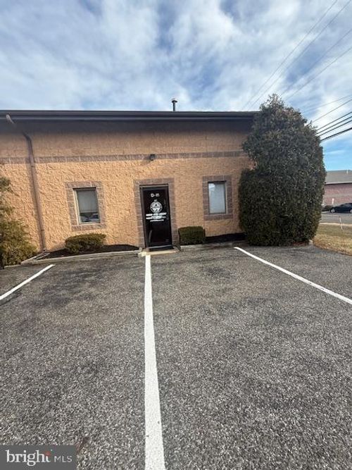 ste-d11-150 Cooper Rd, West Berlin, NJ, 08091-9264 | Card Image