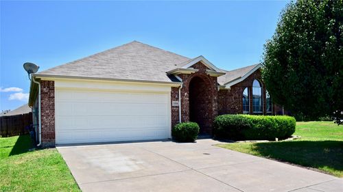 1006 Abigail Dr, Arlington, TX, 76002-3033 | Card Image