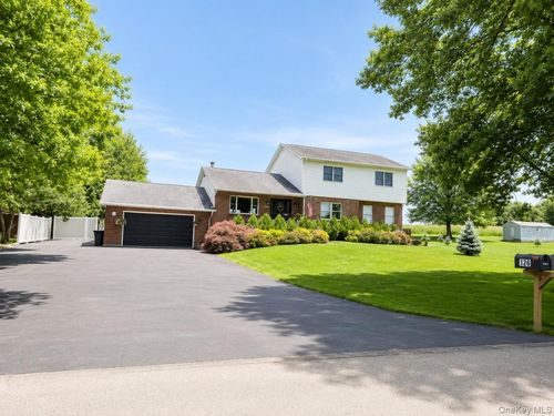 126 Jackson Ave, New Windsor, NY, 12553-8606 | Card Image