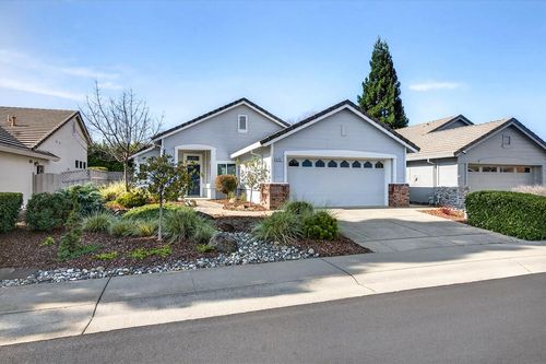 5757 Sandlewood Way, Roseville, CA, 95747-8035 | Card Image
