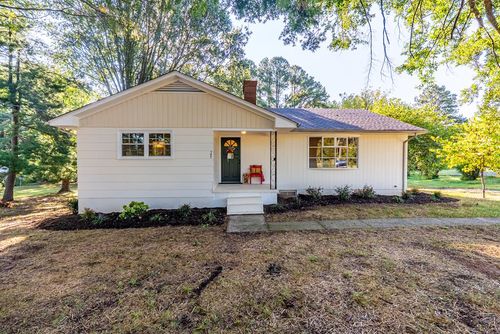 707 Milnwood Rd, Farmville, VA, 23901-2547 | Card Image