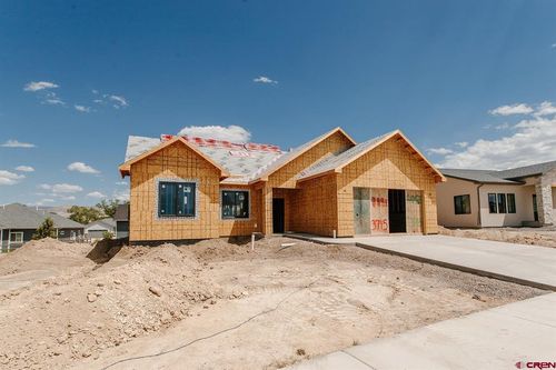 3715 Chestnut Dr, Montrose, CO, 81401 | Card Image