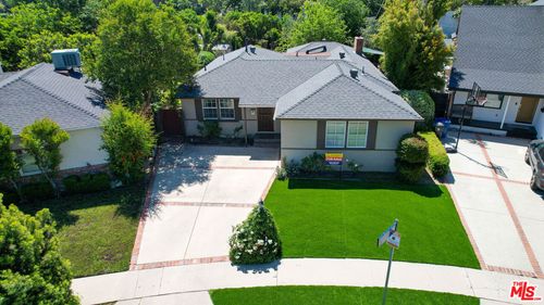 6110 Shoshone Ave, Encino, CA, 91316-1259 | Card Image