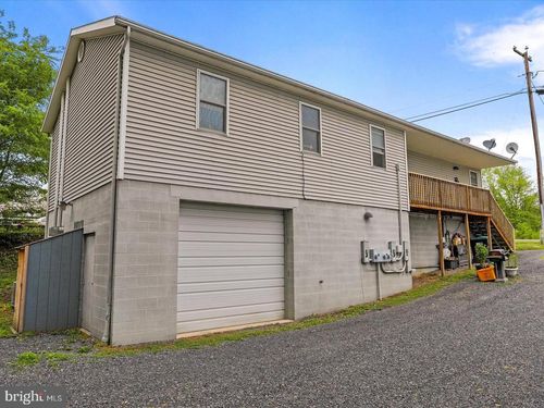 321 W Spring St, Woodstock, VA, 22664-1215 | Card Image