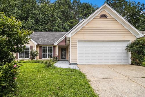 1055 Avalon Dr, Lawrenceville, GA, 30044-7124 | Card Image