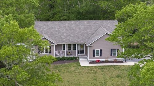 12 Hillside Dr, Charlestown, RI, 02813-3022 | Card Image