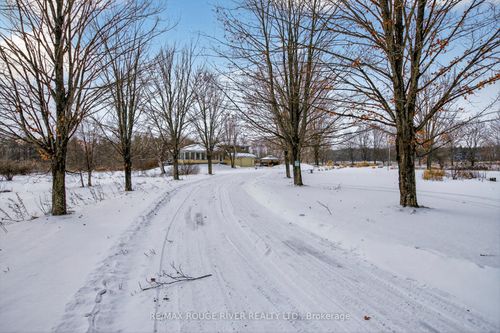 2401 15th Line, Lakefield, ON, K0L2H0 | Card Image