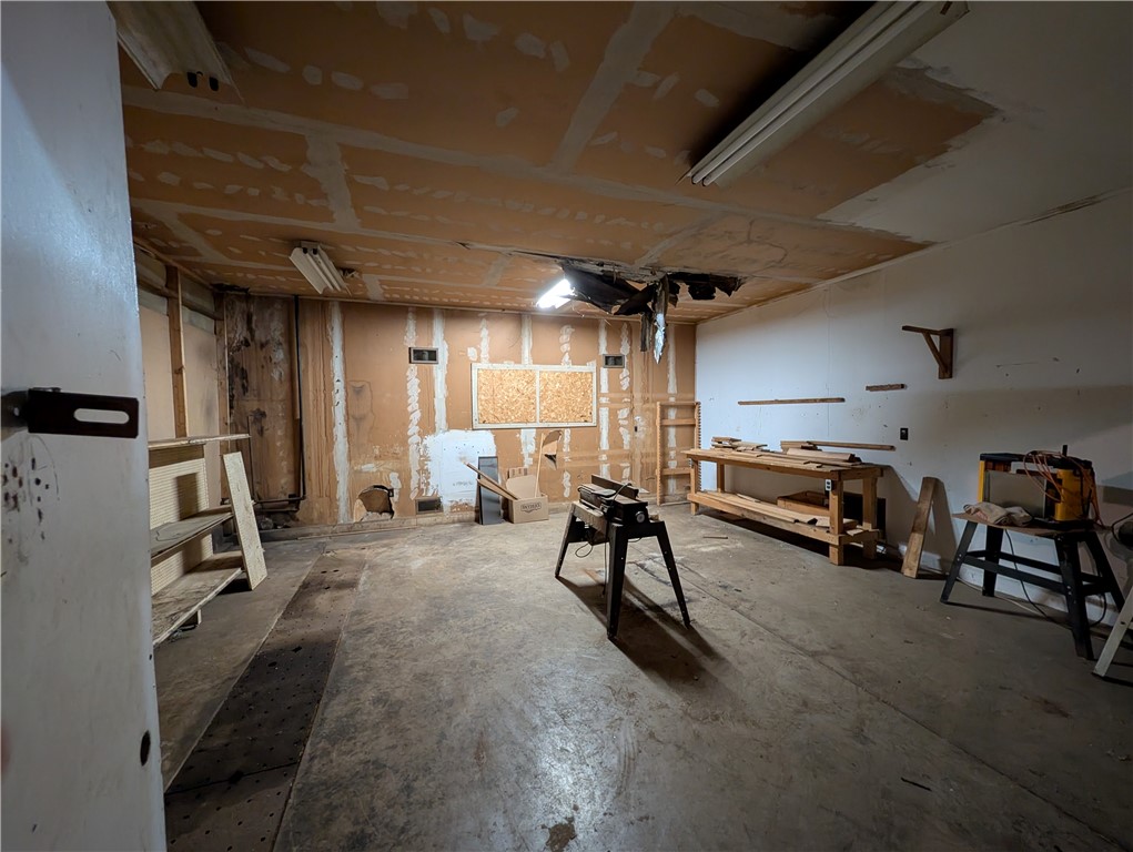 Commercial Sale in Bradford City 5