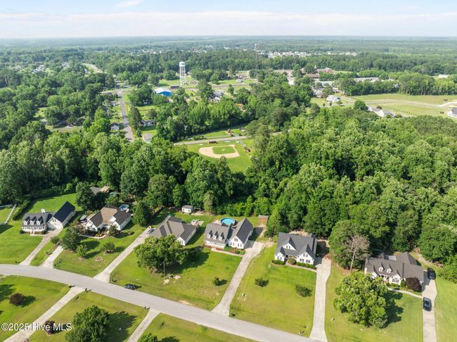 2639 Plumosa Dr, House other with 3 bedrooms, 3 bathrooms and 2 parking in Grimesland NC | Image 54