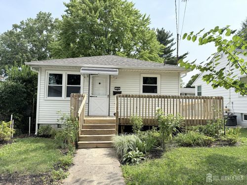 109 Barnard St, Highland Park, NJ, 08904-3509 | Card Image