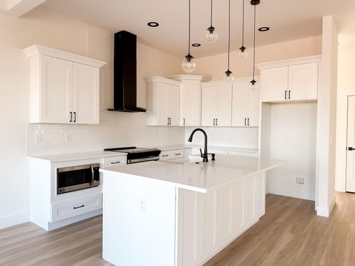 360 Scenic Ave, Campobello, SC, 29322-8592 | Card Image