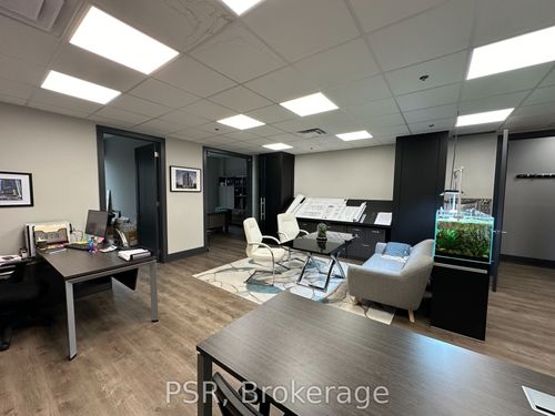 4a-8750 Jane St, Concord, ON, L4K2M9 | Card Image