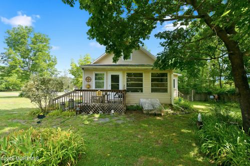 14 Sunset Ave, Toms River, NJ, 08755-3211 | Card Image