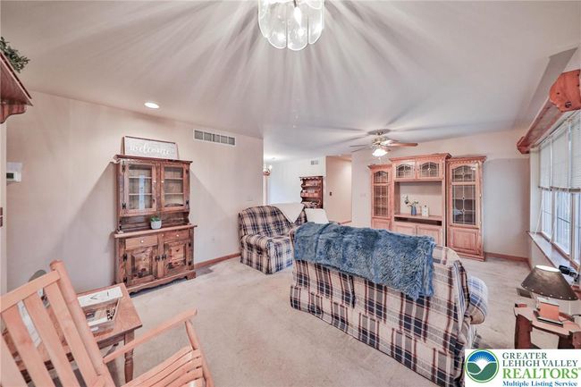 4579 W Mountain View Dr, House other with 3 bedrooms, 2 bathrooms and null parking in WALNUTPORT PA | Image 7