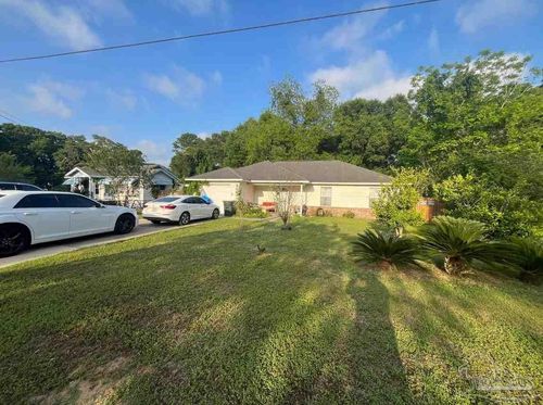 700 46th Ave, Pensacola, FL, 32506 | Card Image
